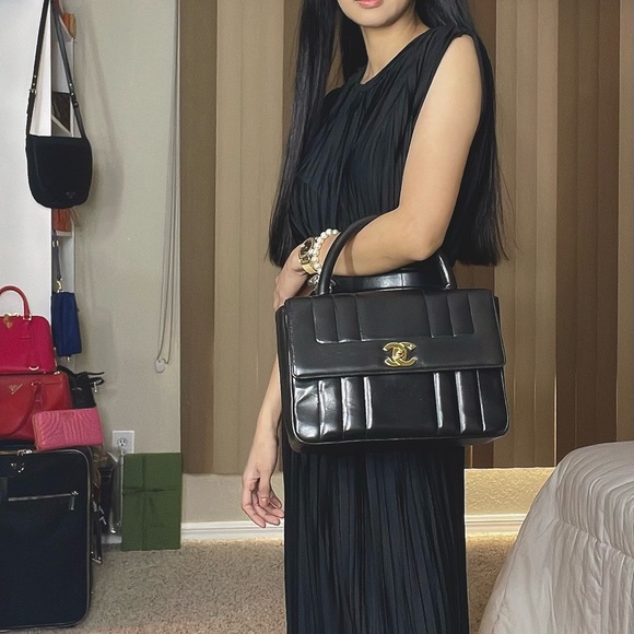 Chanel - Picture 16 of 16